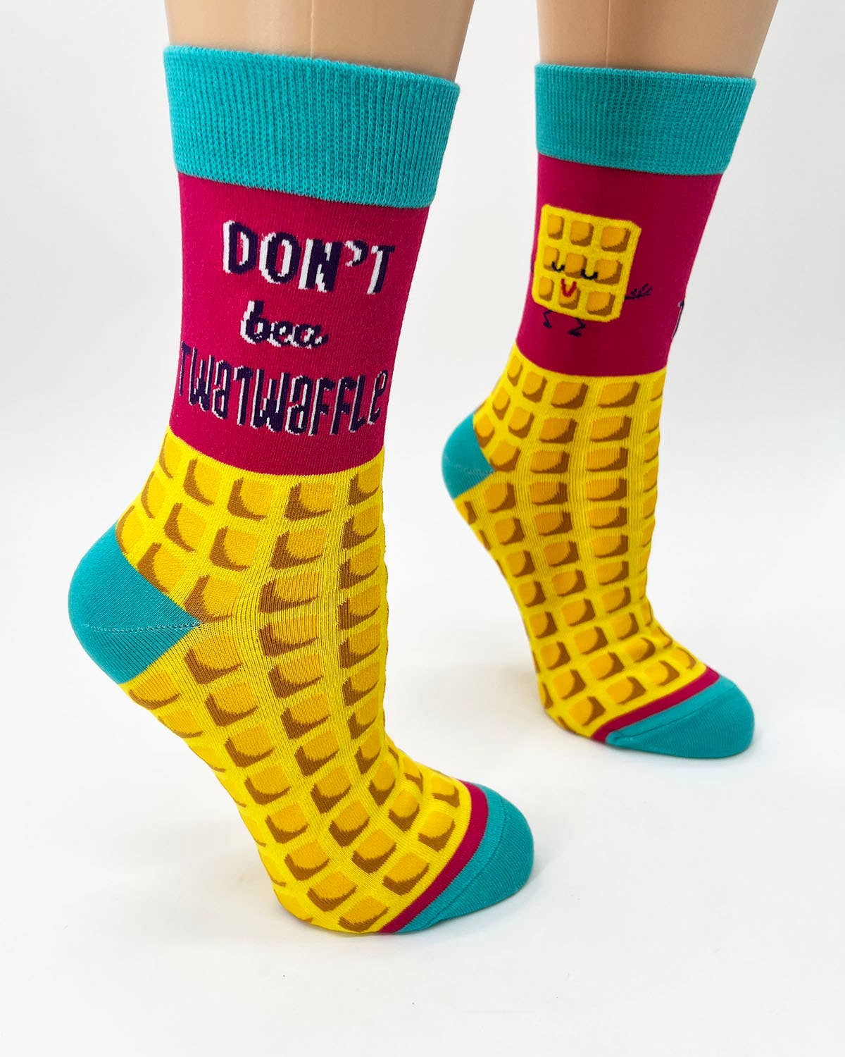 Don't Be a Twatwaffle Women's Crew Socks